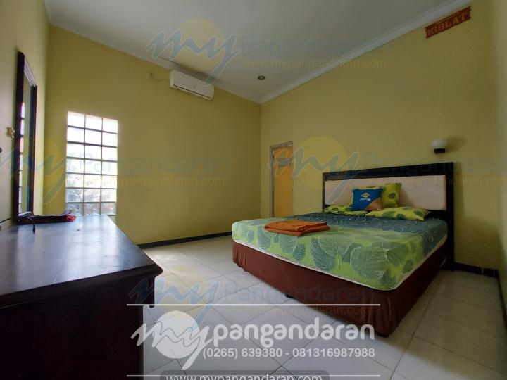   Tampilan Kamar Tidur Villa Citumang 1 Pangandaran<br />
Kamar 3, 1 Bed ukuran 160x200cm di fasilitasi dengan kamar mandi
